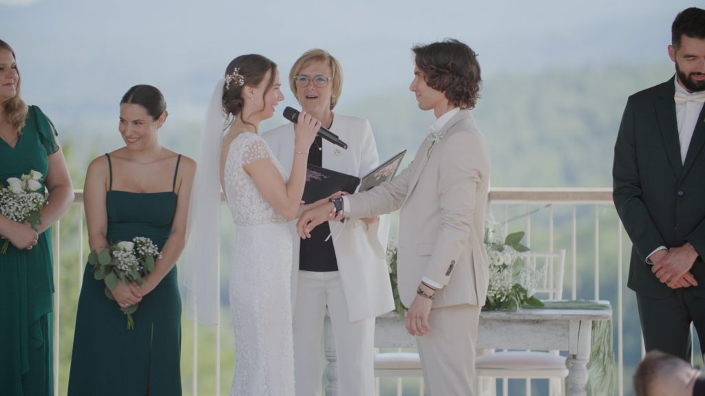 Moment des vœux, les proches émus au premier rang